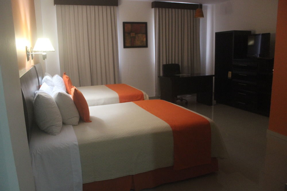 Hotel Baez Paraiso Luaran gambar